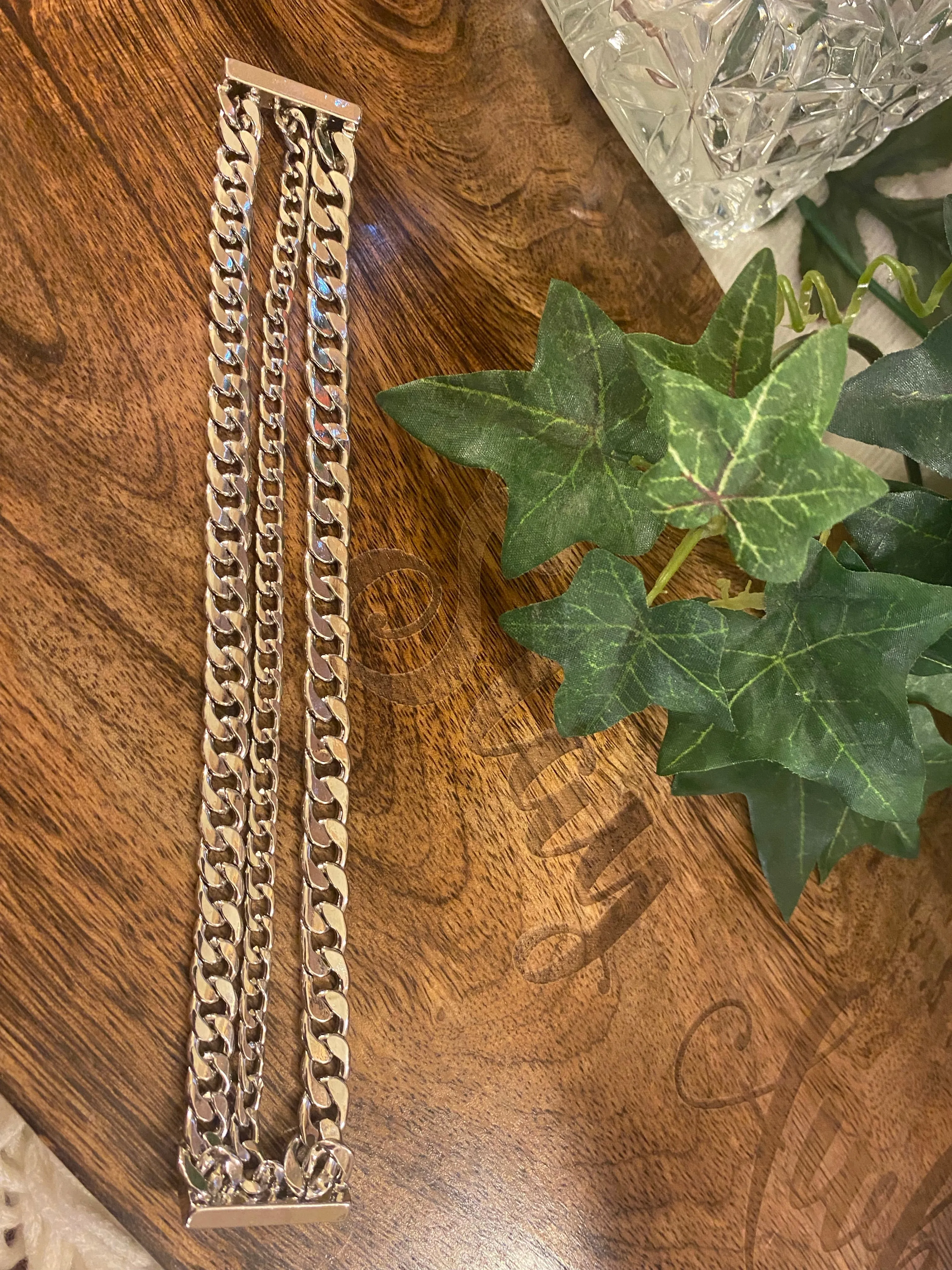 Bracelets - Silver Magnetic Close Bracelet